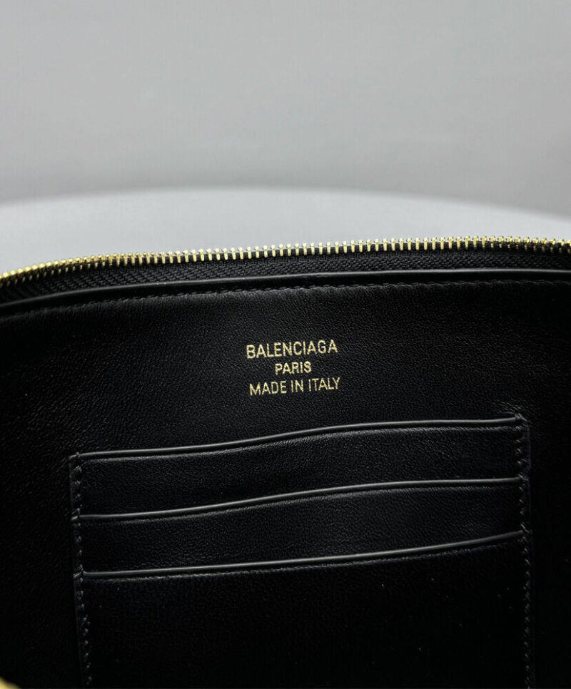 Balenciaga Rodeo Sling Pochette Black